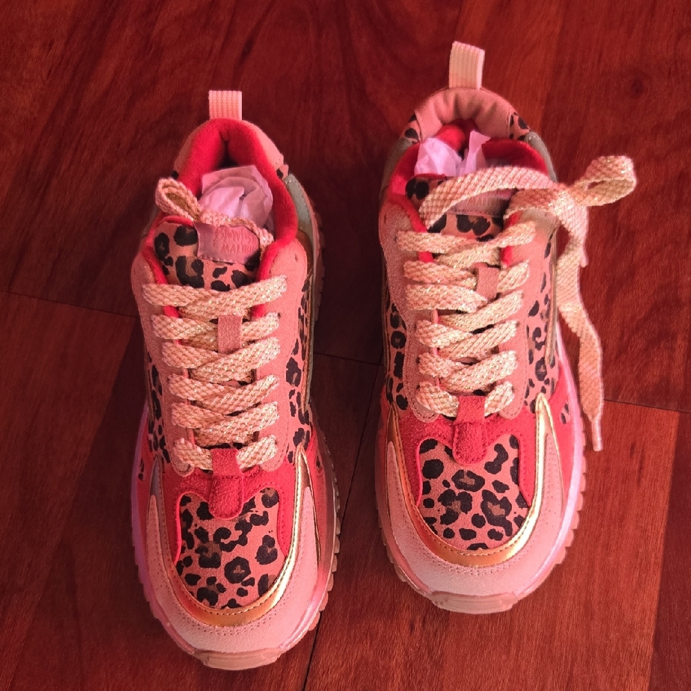 Leopard Print Women's Sneakers - Peach and Gold